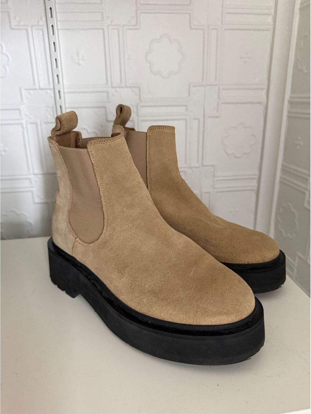 And Other Stories Chunky Suede Chelsea Boots Tan Beige EU 39 US 8